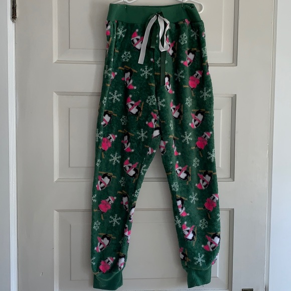 Green fleece skiing penguin PJ bottoms - Picture 1 of 3
